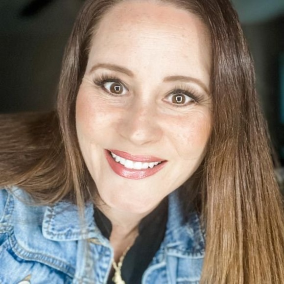 Meet your Posher, Leigha - Picture 1 of 1